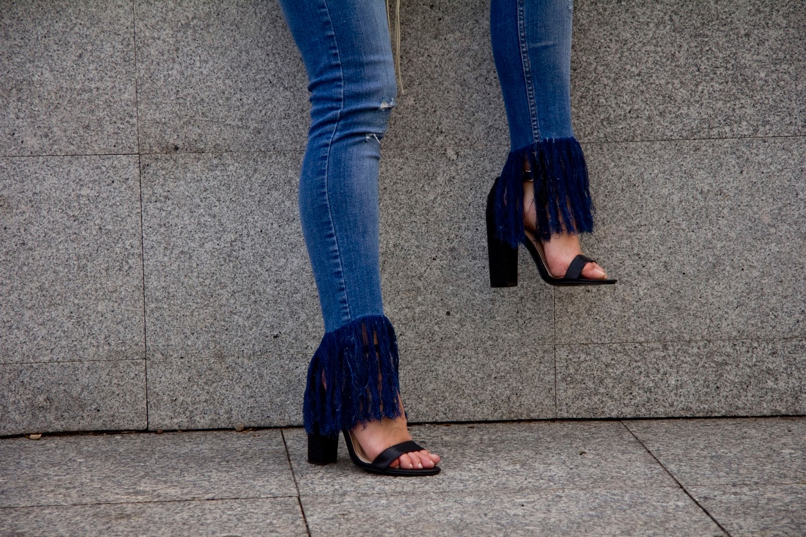 frayed jeans diy