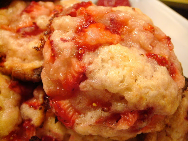 Strawberry shortcake cookies