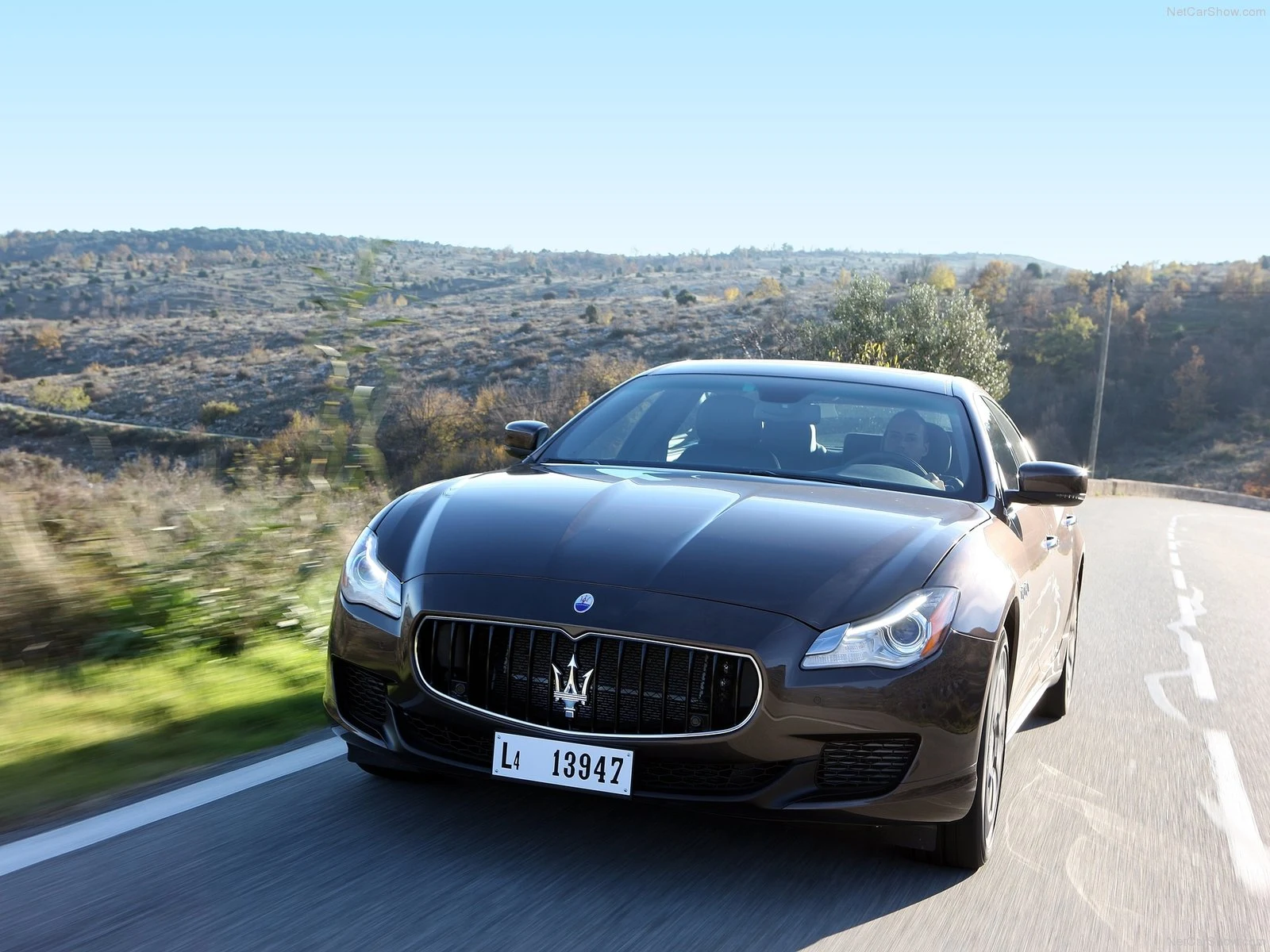 Hình ảnh siêu xe Maserati Quattroporte 2013 & nội ngoại thất