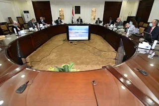 وزير الإسكان يستعرض المخطط الإستراتيجي العام لمدينة شرم الشيخ