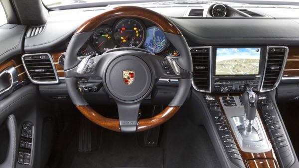 The vast majority of Panamera 2011