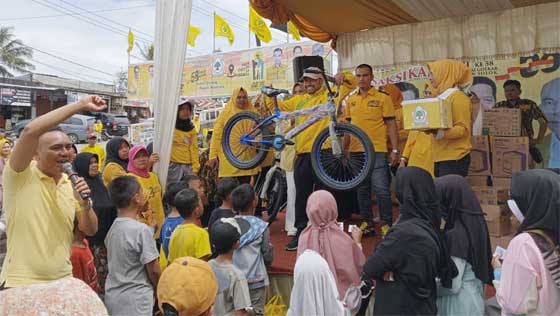 Jalan Sehat Hut Ke-58 Partai Golkar Kabupaten Solok Penuh Hadiah