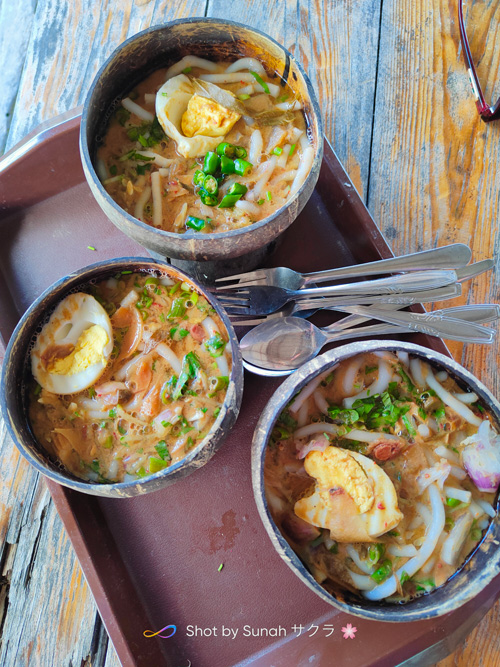 Laksa Tempurung Teluk Kumbar