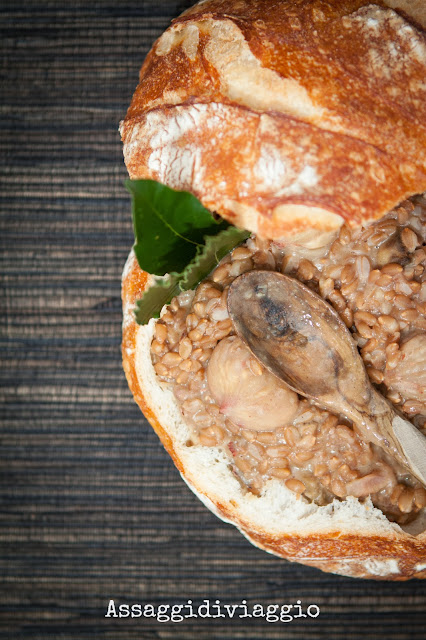 Zuppa di farro, castagne e funghi porcini