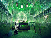 Hermosa Mezquita De Shah Cheragh, Irán Como Una Cueva Tachonada De Cristal