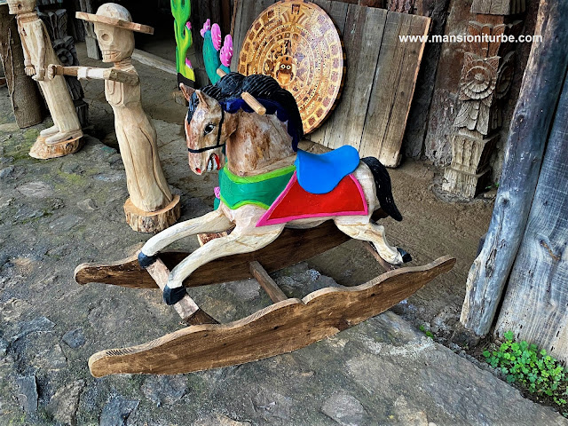 Woodcarving Handicrafts made in Patzcuaro