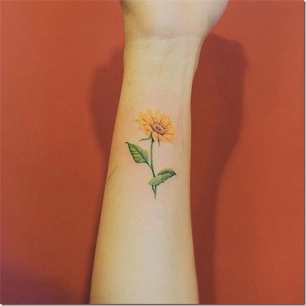 Tatuagens de flores para as mulheres 