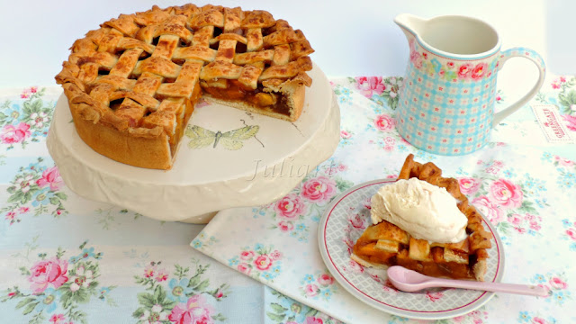 tarta de melocoton con helado