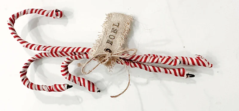 candy cane bundle with tag