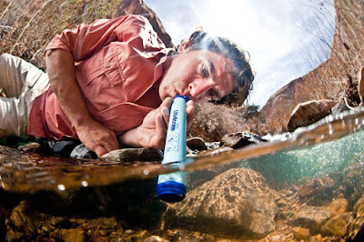 The LifeStraw - 25 Christmas Gifts Under $25 for Hippie Bohemian Men {Gift Guide for Hippies/Bohemians}