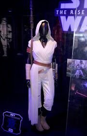 Daisy Ridley Star Wars Rise of Skywalker Rey costume