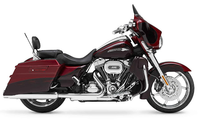 2012-Harley-Davidson-FLHXSE3-CVO-Street-Glide-Ruby-Red