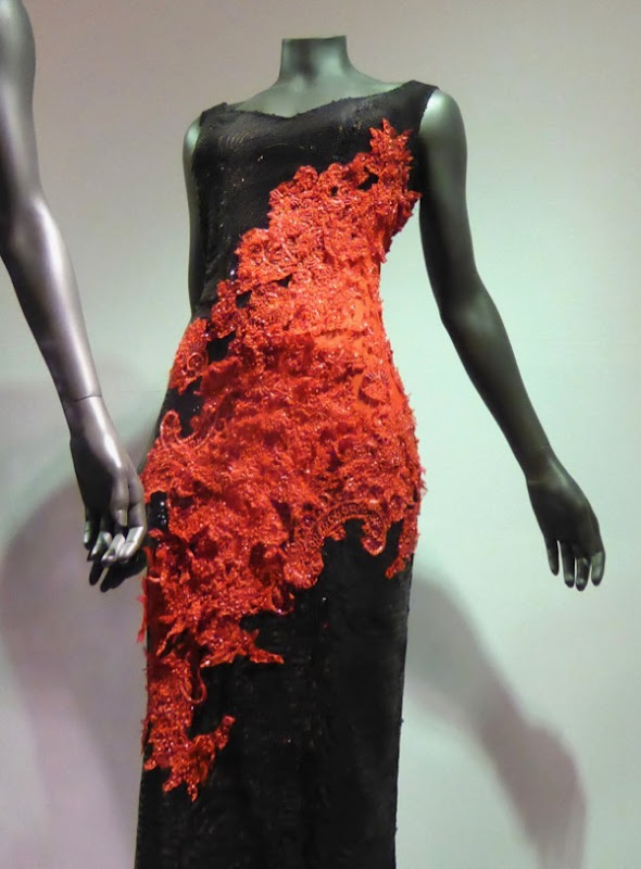 RuPauls Drag Race season 6 gown