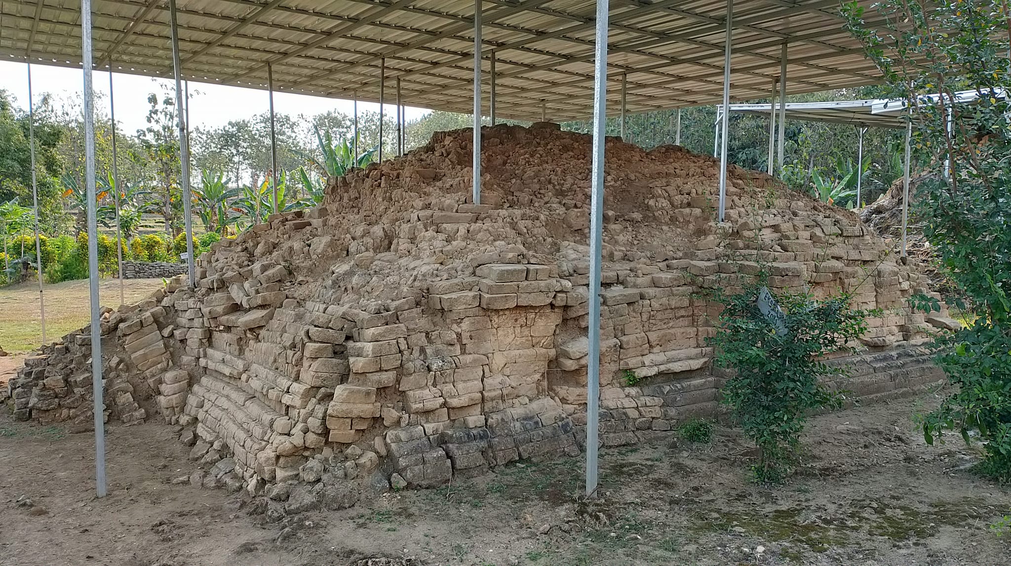 Gambar Candi Pataan Di Kecamatan Sambeng Kabupaten Lamongan