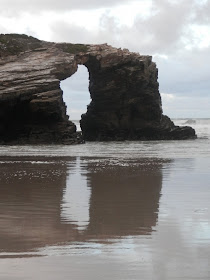 Spain, Cathedrals Beach   by E.V.Pita (2015)  http://evpita.blogspot.com/2015/11/spain-cathedrals-beach-playa-de-las.html   Playa de las Catedrales (Ribadeo)  por E.V.Pita (2015)   Praia das Catedrais (Ribadeo)