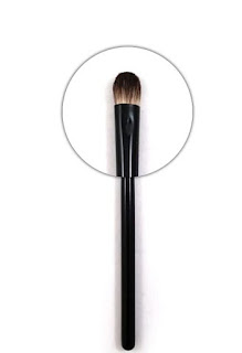 The best eyeshadow brush by barbies beauty bits 