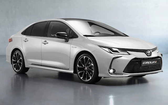 Toyota Corolla GR Sport chega ao mercado em 2021