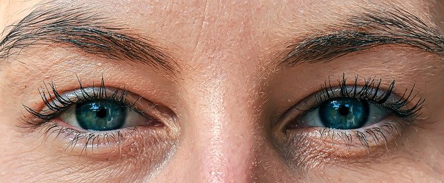 dry skin around eyes