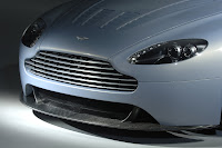 Aston Martin V12 Vantage