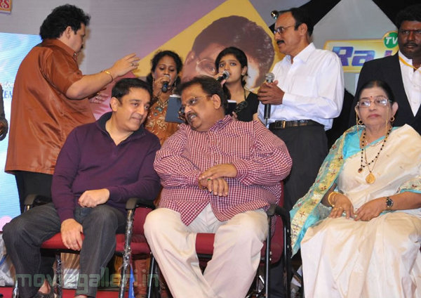 Kamal Honors SPB for Padma Bhushan Stills show stills