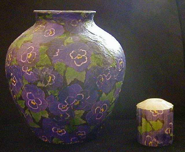 How to make a vase with paper mache 