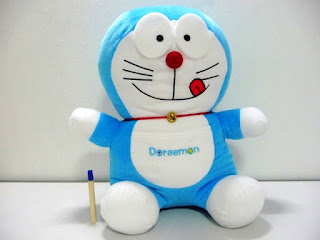 Boneka doraemon lucu jumbo