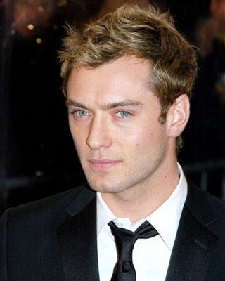 Jude Law's Cool Hairstyles 