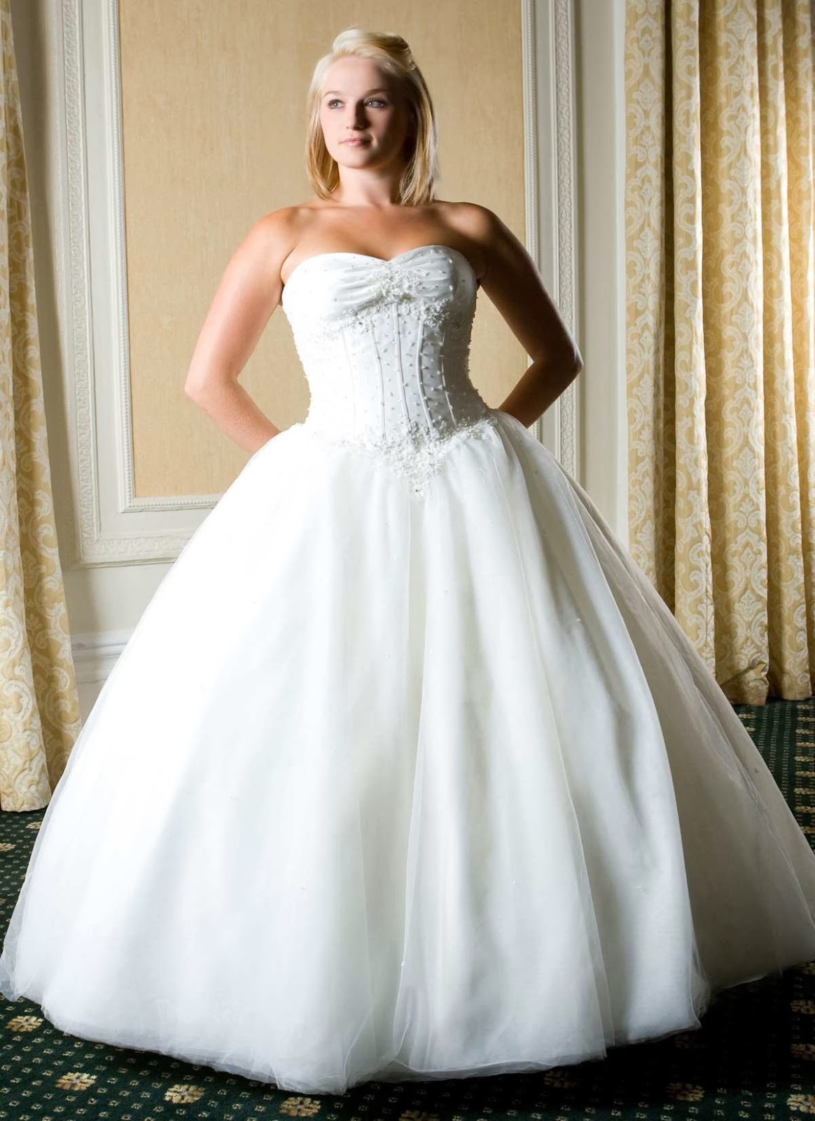 lace wedding dress with sleeves plus size Pick a Plus Size Wedding Dress That You Love