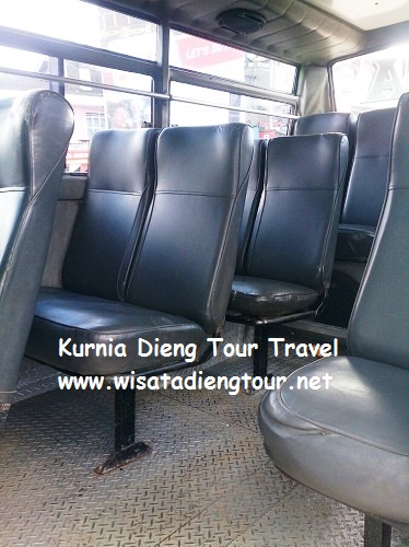 interior tempat duduk minibus dieng