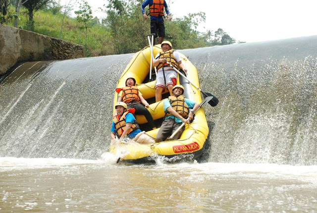 Arung Jeram Bogor