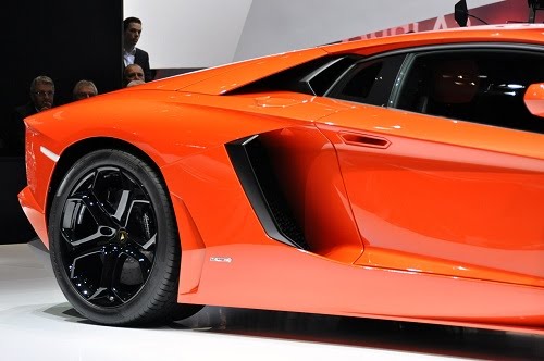 Labels Lamborghini Aventador LP7004 Eingestellt von Aco um 0225