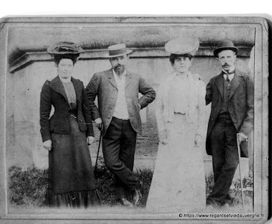 Photo de famille ancienne noir et blanc