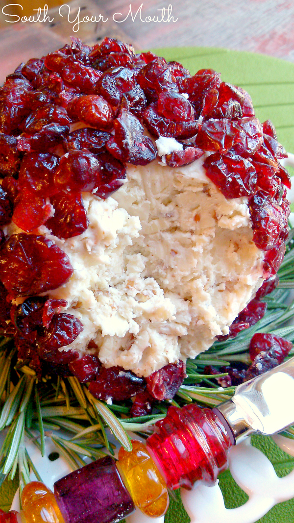 Christmas Cranberry Cheese Ball