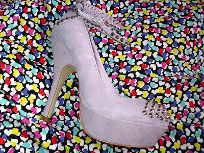 Lilac heels with rivets