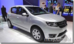 Dacia stand Parijs 2012 16