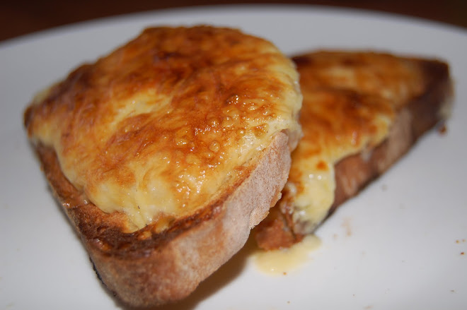 The BEST cheese toastie