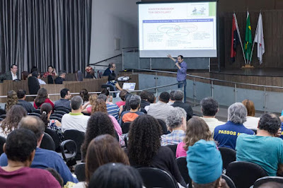 AUDIÊNCIA PÚBLICA PARA IMPLANTAÇÃO DE TERMOS SUSTENTÁVEIS NA ÁREA DA EDUCAÇÃO E COLETA SELETIVA EM PASSOS MG