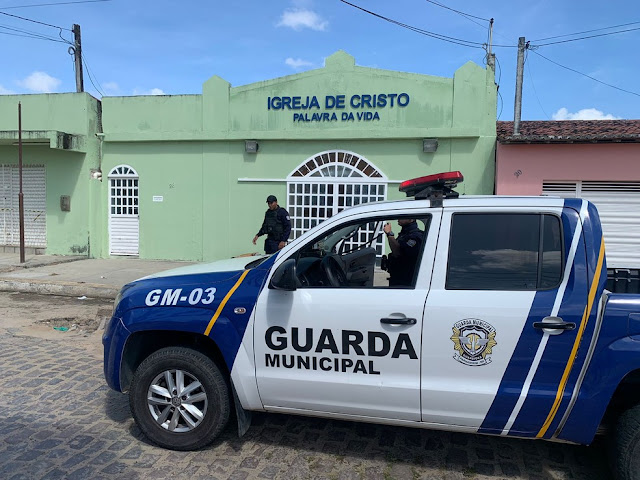 Homem é assassinado a tiros em calçada de igreja evangélica no RN