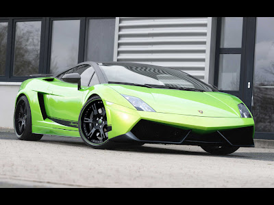 Lamborghini LP620-4 Wallpapers