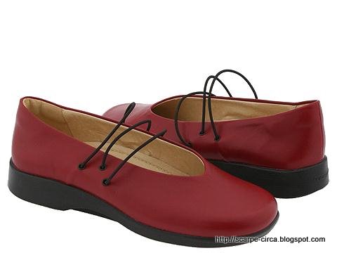 Scarpe circa:scarpe-82689682