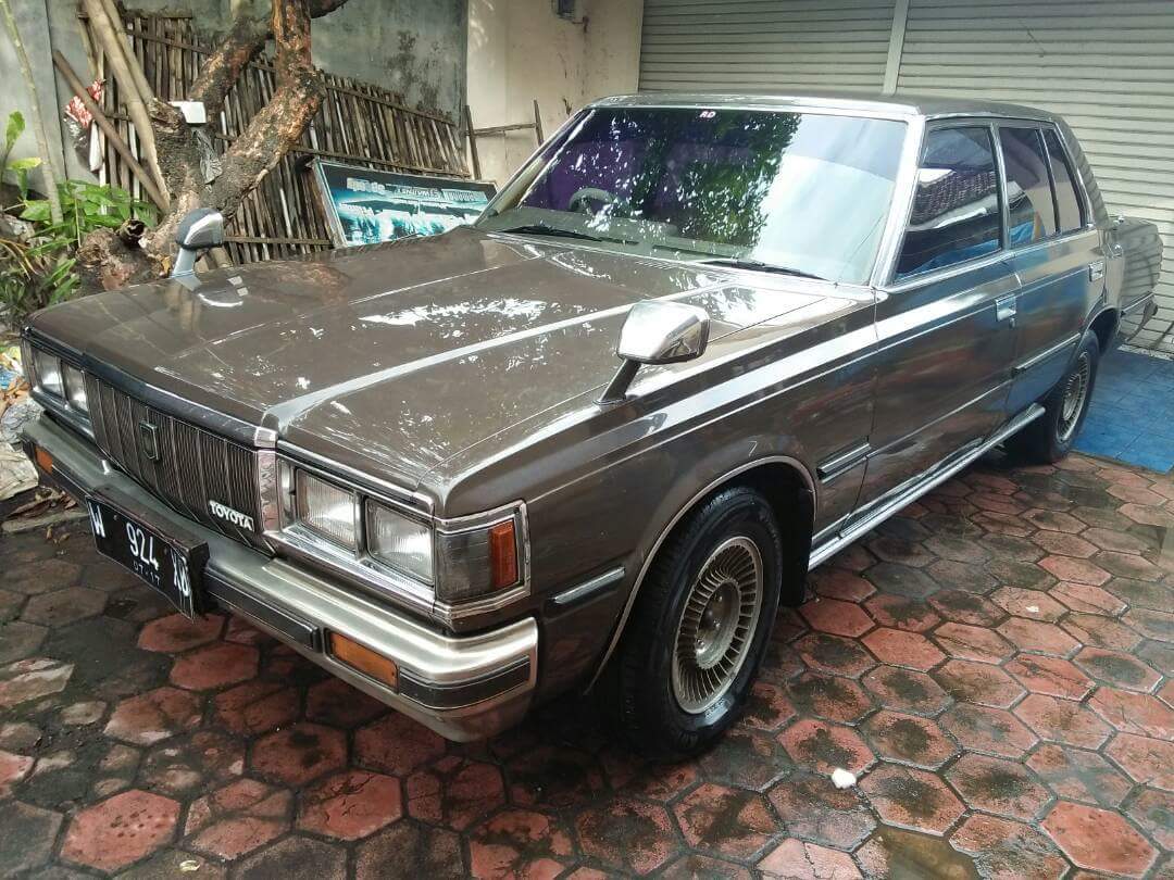 Mungkin Ada Yang Mau Lanjut Rawat Toyota CROWN 1981 LAPAK MOBIL