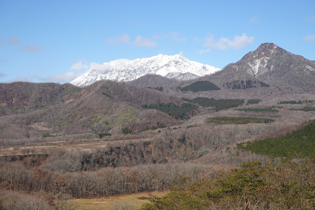 岡山県真庭市の蒜山下徳山 鬼女台展望休憩所からの眺望