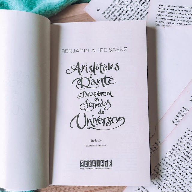 Caixinha de quotes do livro Aristóteles e Dante Descobrem os Segredos do Universo 