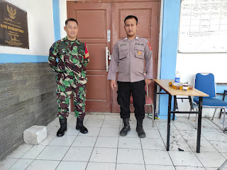 Polres Karawang, TNI-Polri Laksanakan Pam di Gudang PPK Disdikpora Karawang