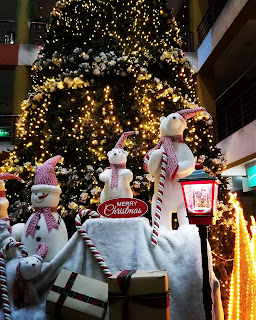 decoração de natal boneco de neve árvore de natal enfeitada