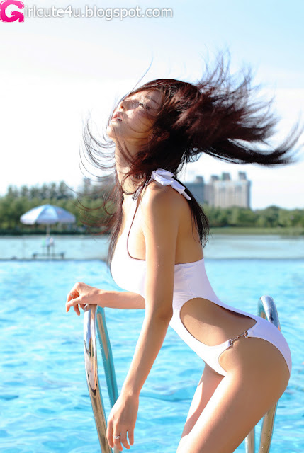 Li-Ying-Zhi-White-Monokini-06-very cute asian girl-girlcute4u.blogspot.com