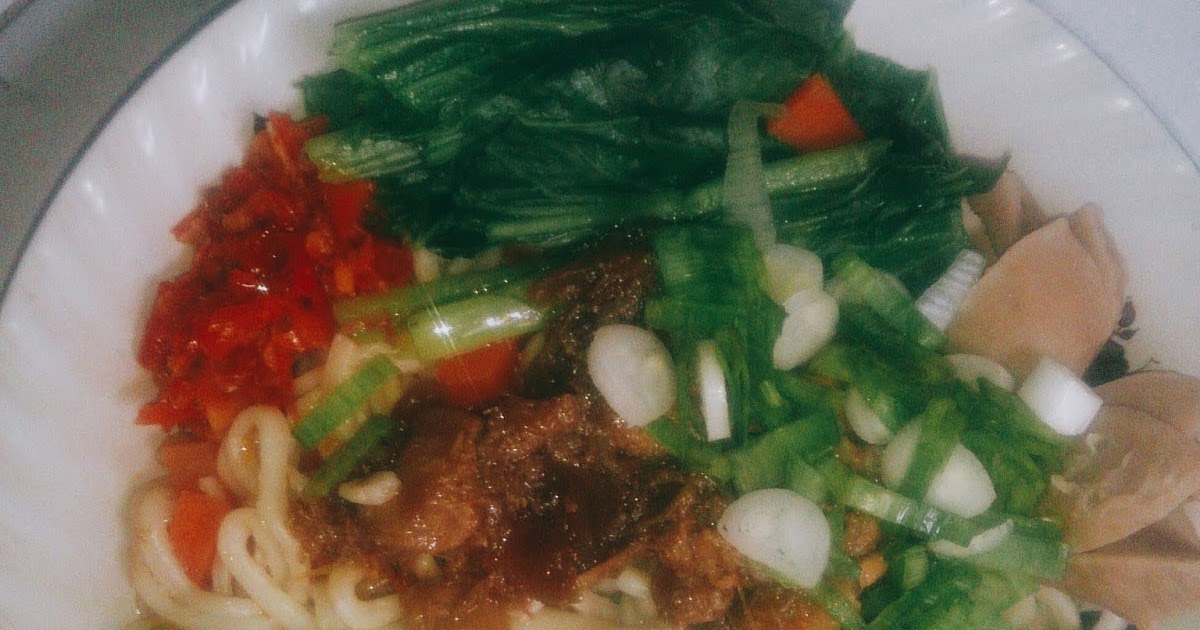 Rini Monthe: Resep Mie Ayam Pangsit Rebus Sederhana