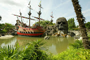 Disneyland Paris Attractions (pirates of the caribbean disneyland paris )