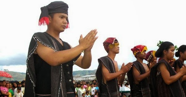 Makalah Antropologi Tentang Sistem Kekerabatan Suku Batak.