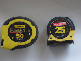 The Craftsman tape measure is a Self-winding type.